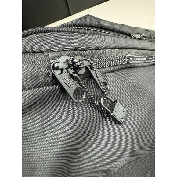 A. Saks Lightweight 46” Expandable Garment Bag NWT - Picture 12 of 13